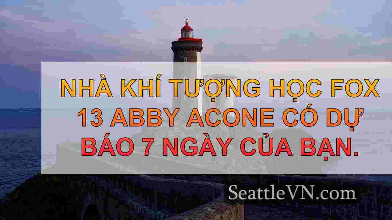 Núi tuyết dữ dội phía trước với thời