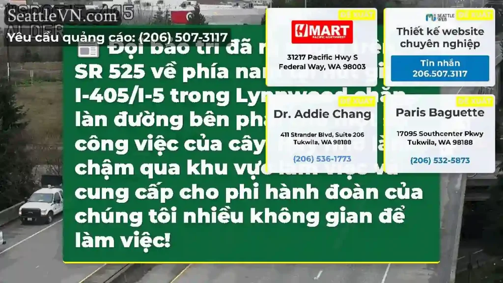 Đội bảo trì đã ra ngoài trên SR 525 về phía nam