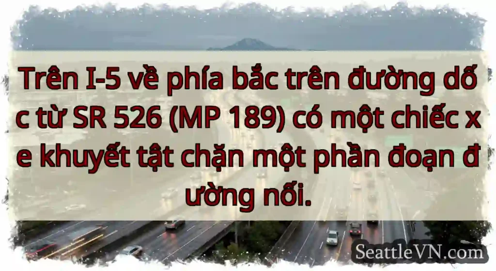 Trên I-5 về phía bắc trên đường dốc từ SR 526 (MP