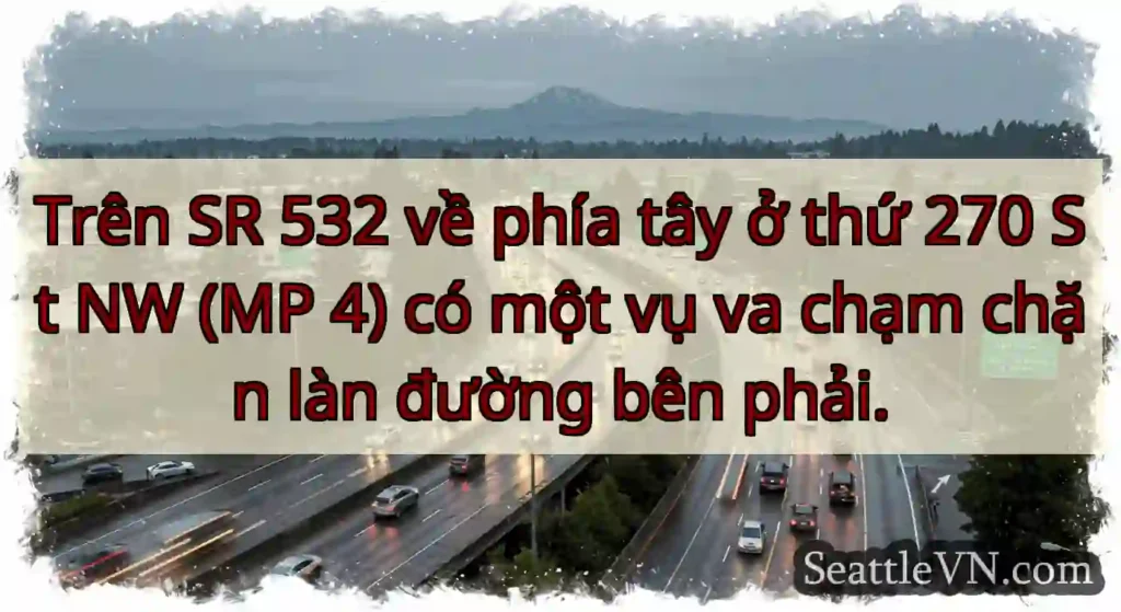 Trên SR 532 về phía tây ở thứ 270 St NW (MP 4) có