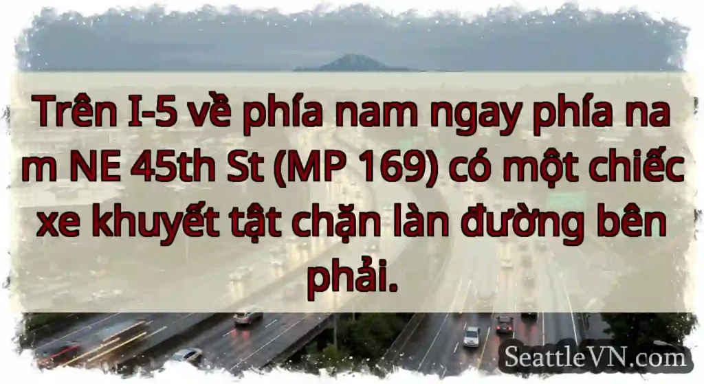 Trên I-5 về phía nam ngay phía nam NE 45th St (MP
