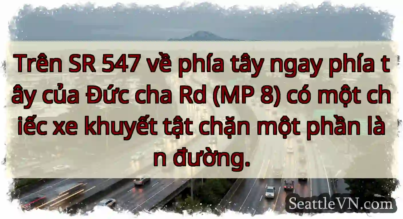 Trên SR 547 về phía tây ngay phía tây của Đức cha