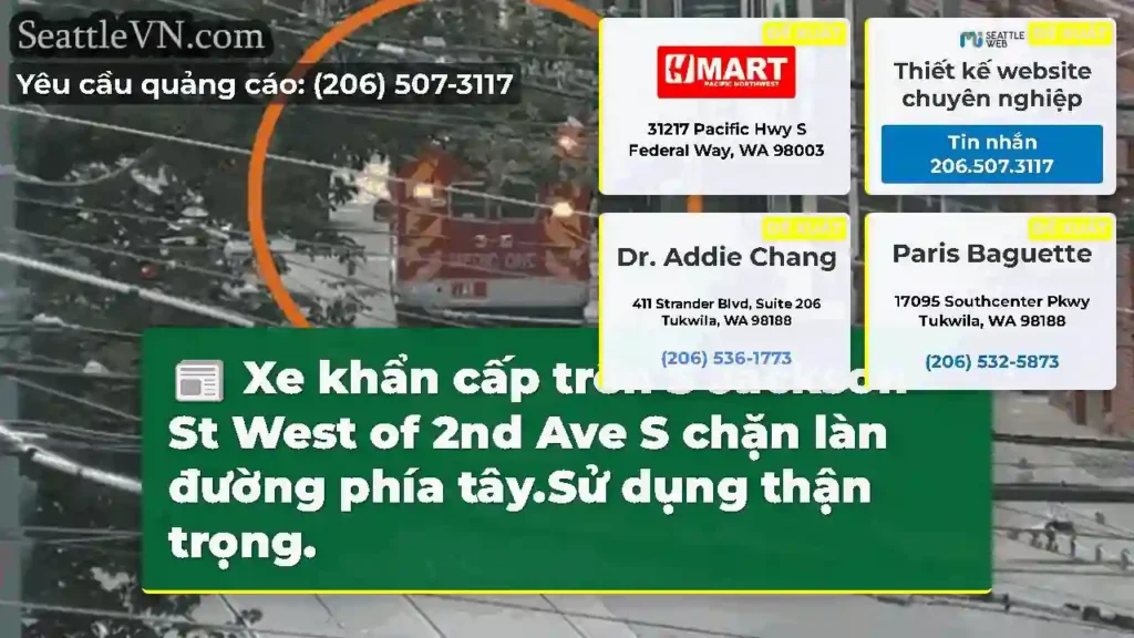 Xe khẩn cấp trên S Jackson St West of 2nd Ave S