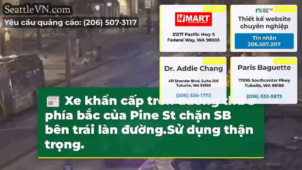 Xe khẩn cấp trên đường thứ 3 phía bắc của Pine St