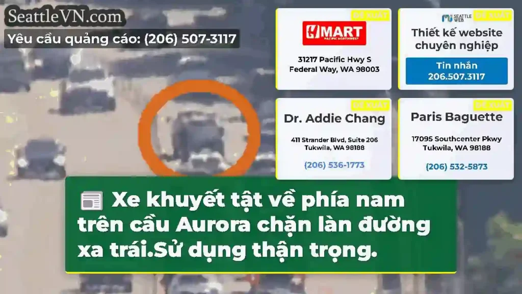 Xe khuyết tật về phía nam trên cầu Aurora chặn