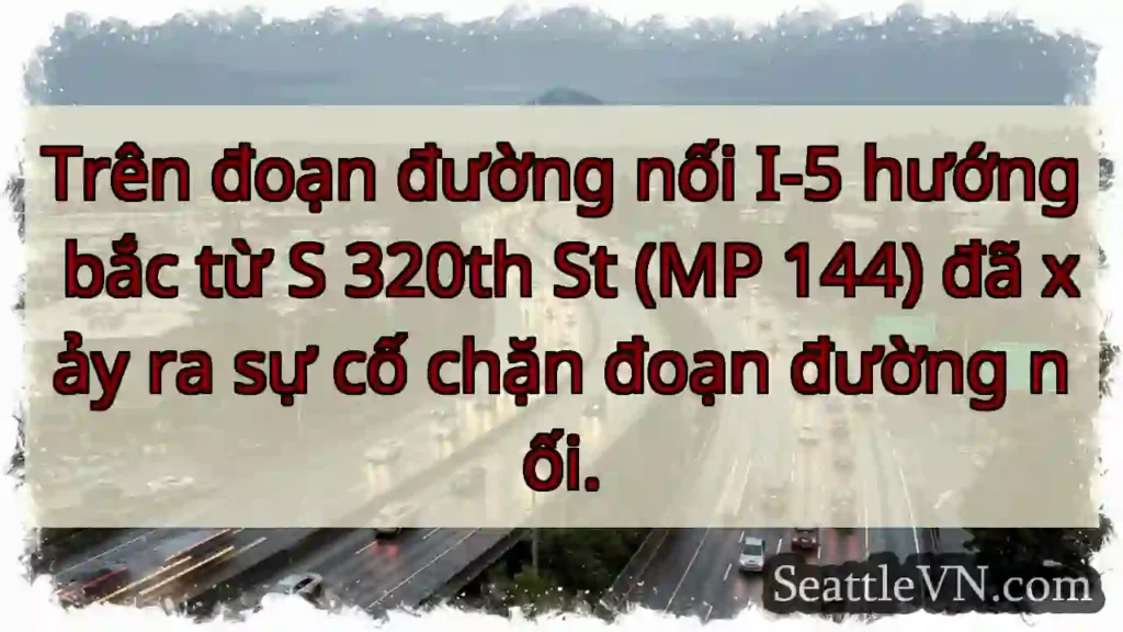 Trên đoạn đường nối I-5 hướng bắc từ S 320th St