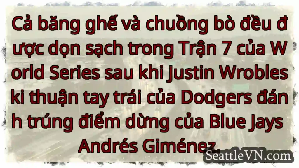 Cả băng ghế và chuồng bò đều được dọn sạch trong