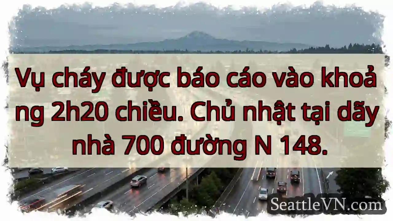 Vụ cháy được báo cáo vào khoảng 2h20 chiều. Chủ