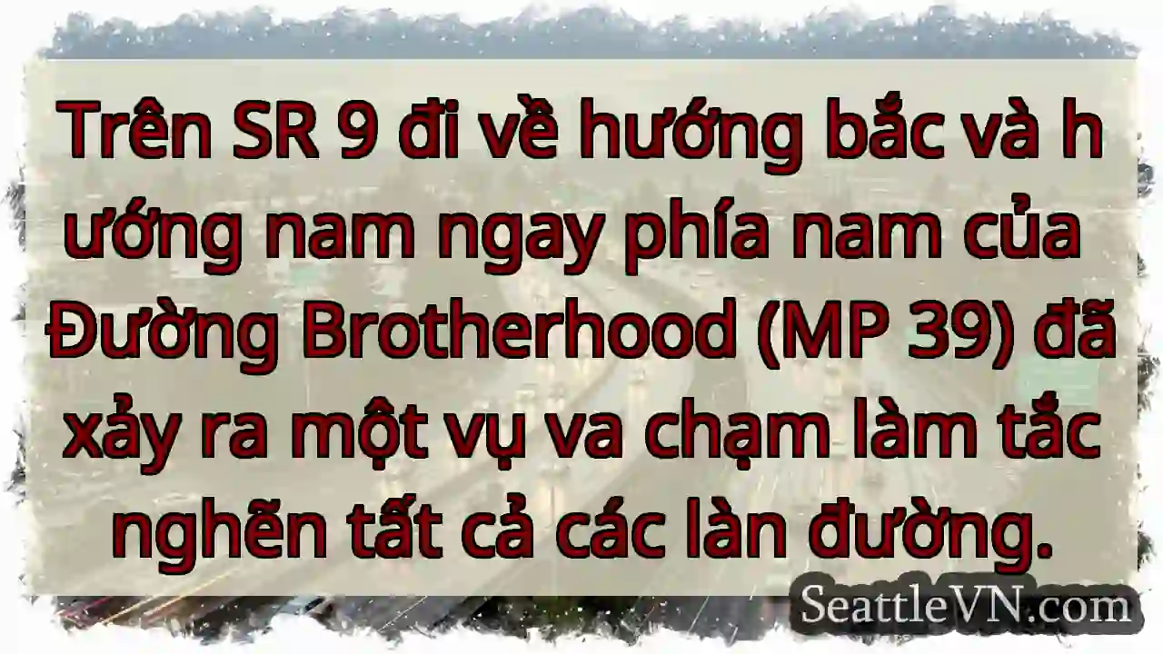 Trên SR 9 đi về hướng bắc và hướng nam ngay phía