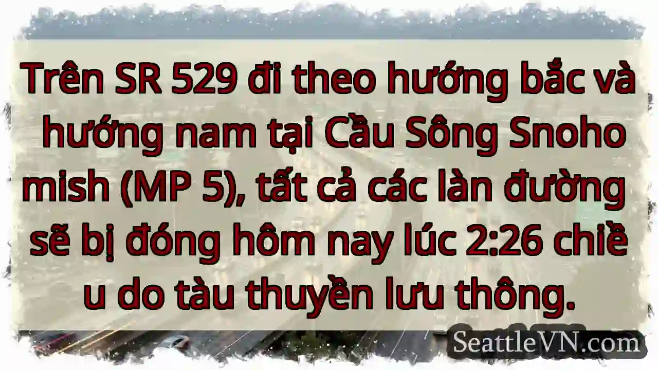 Trên SR 529 đi theo hướng bắc và hướng nam tại