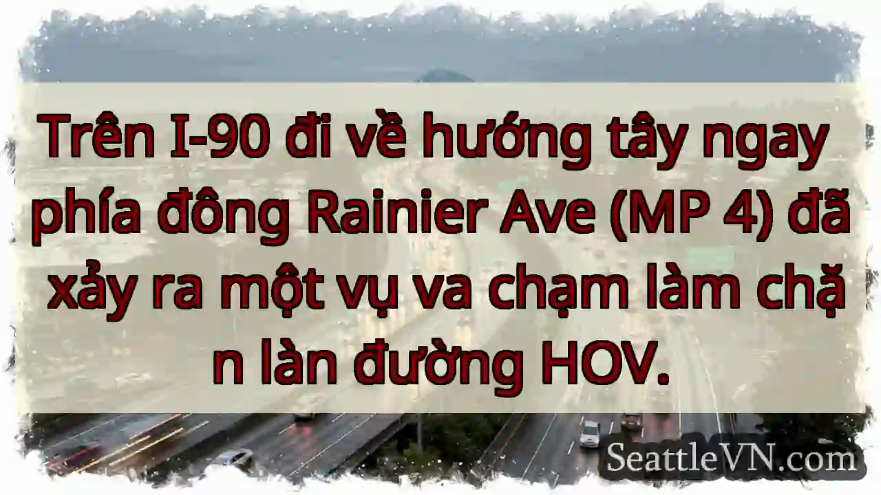 Trên I-90 đi về hướng tây ngay phía đông Rainier