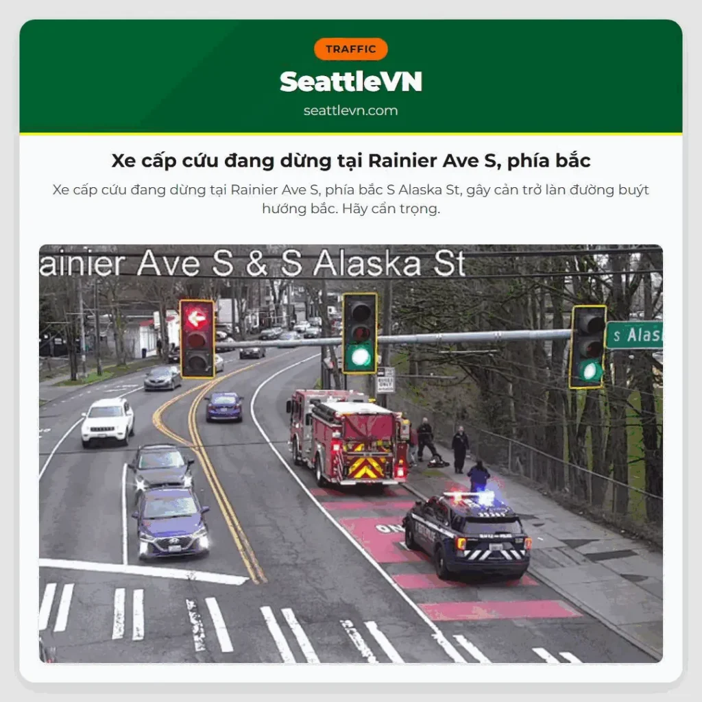 Xe cấp cứu đang dừng tại Rainier Ave S, phía bắc