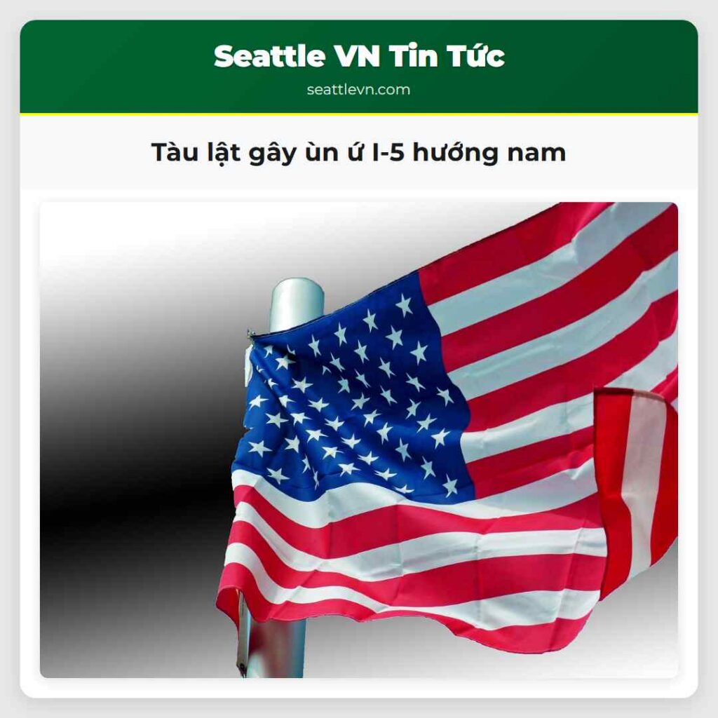 Tàu lật gây ùn ứ I-5 hướng nam