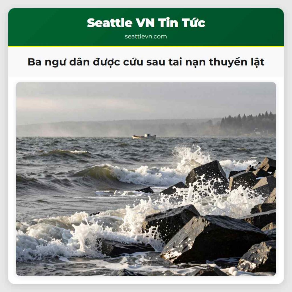 Ba ngư dân được cứu sau tai nạn thuyền lật